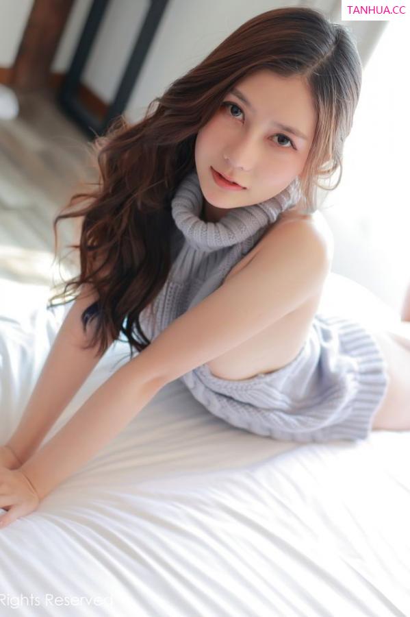 尹甜甜  宅男杀手尹甜甜 开背毛衣女友视觉第17张图片